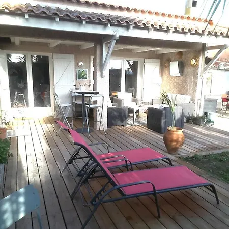 Hotell Maison Les Mas De La Sur 4*